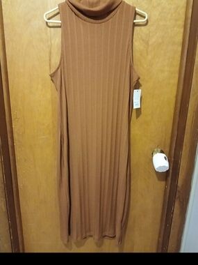 Nine West Sleeveless Ribbed Turtleneck Maxi Dress - Brown